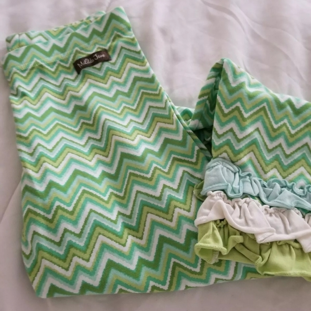 Matilda Jane ruffle cuff leggings size 8